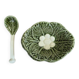 Sauce boat with its stand and spoon - cabbage leaf