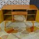 Bureau design vintage en hêtre année 1960.