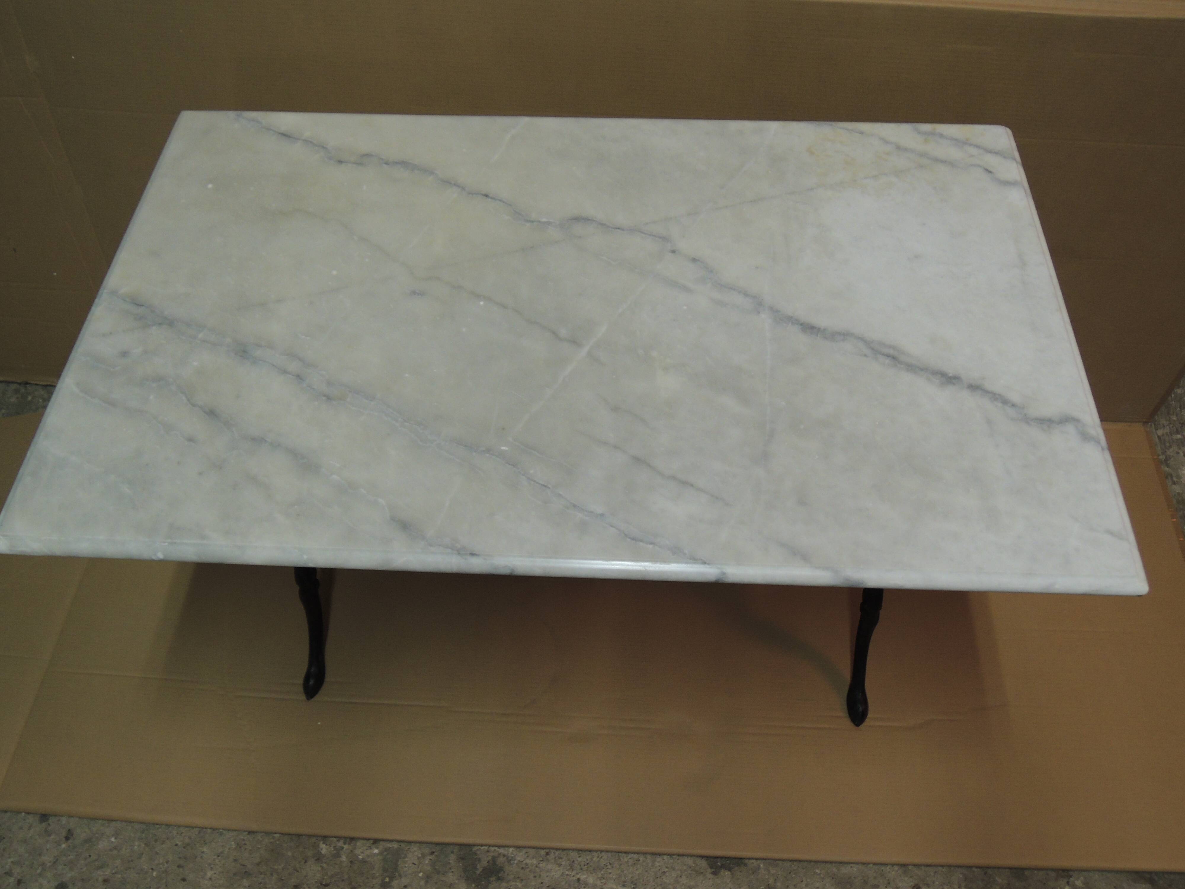 Table bistrot