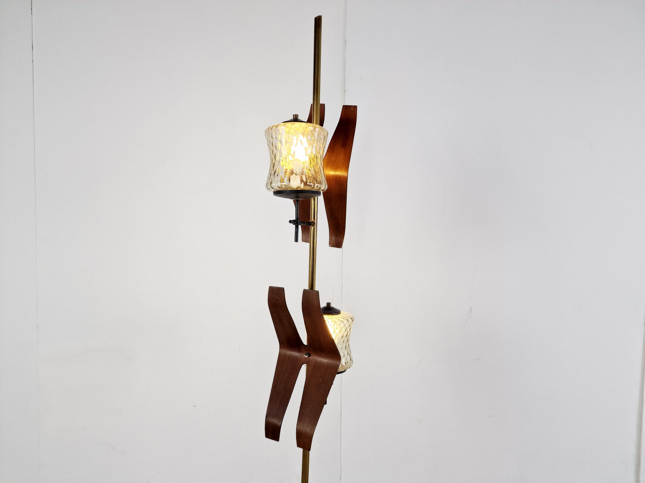 Lampadaire italien du milieu du siècle, années 1950