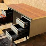 Metal desk