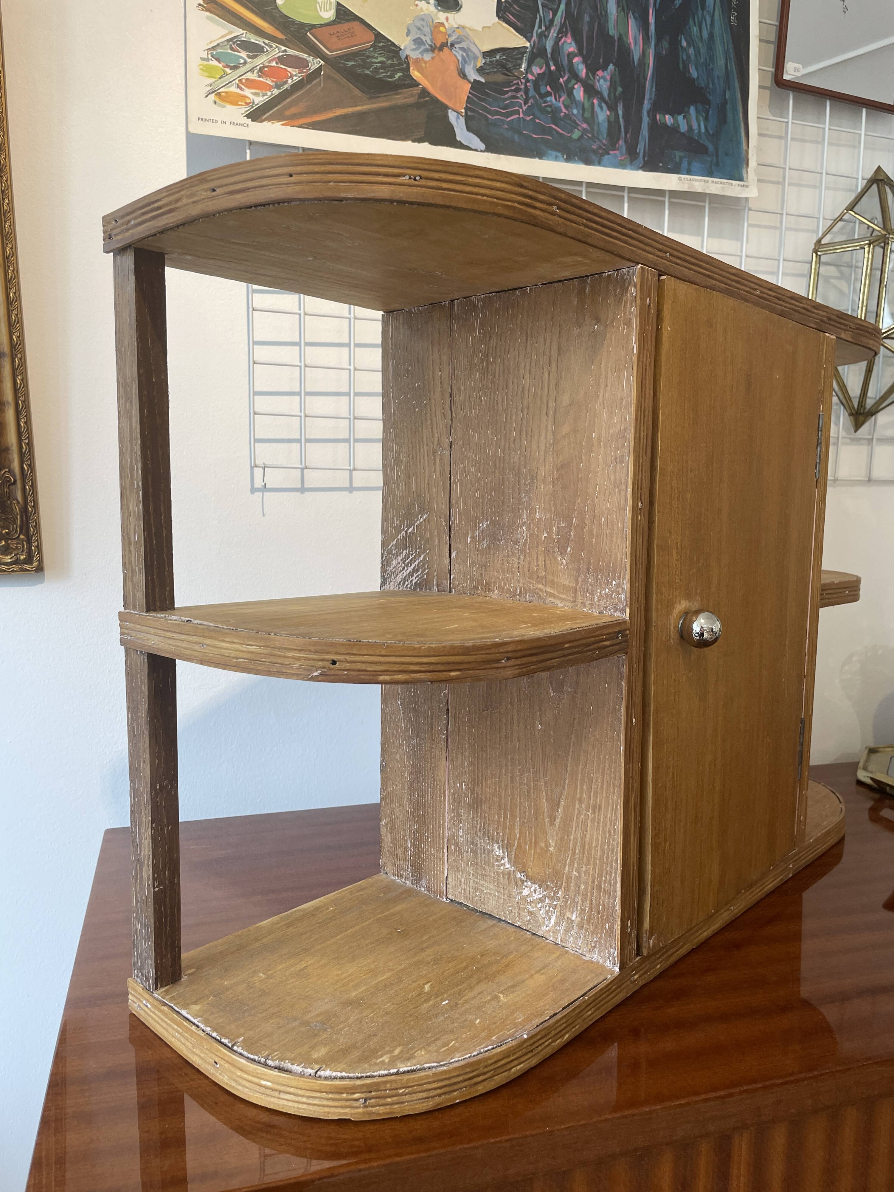 Armoire à pharmacie en bois