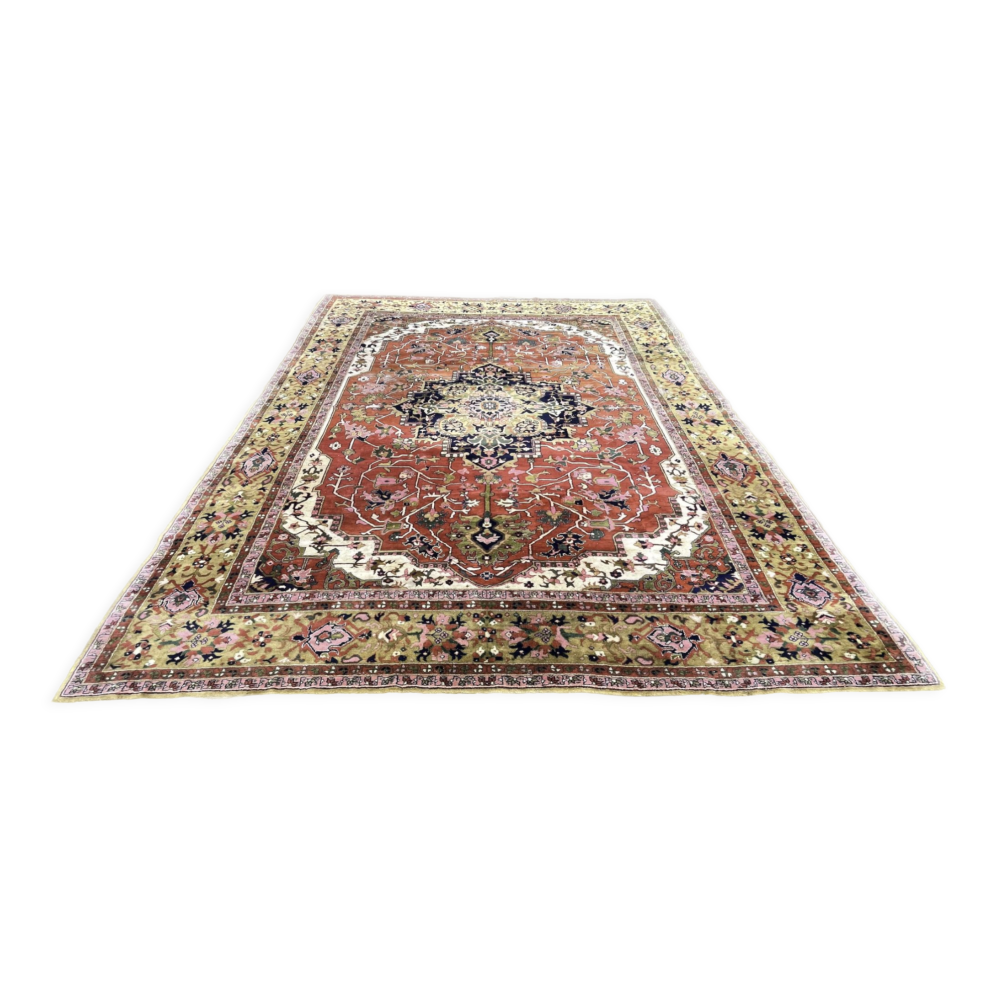 Indo-heriz Serapi Design, Geometric Carpet