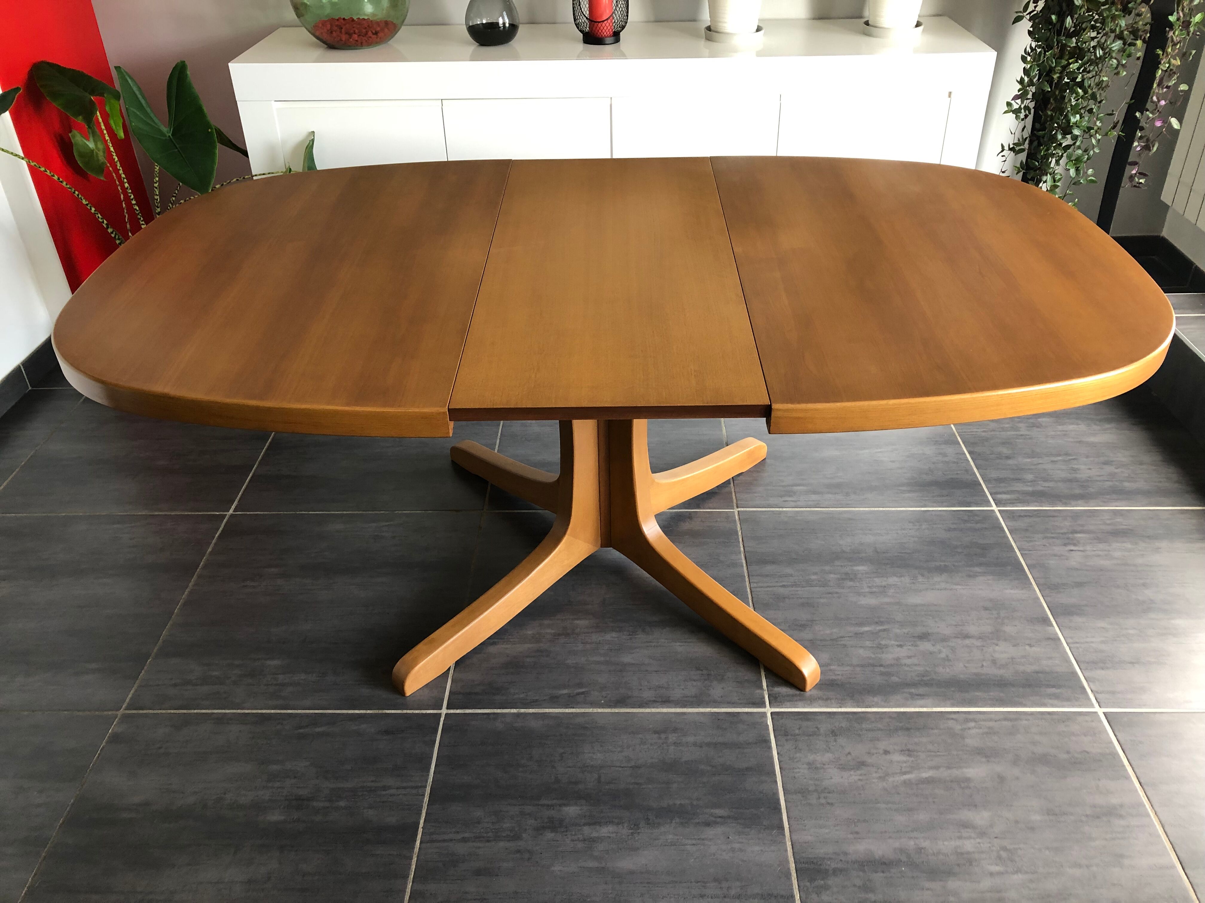 Vintage extendable table Baumann 1970s