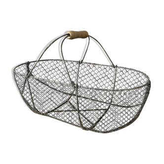 Old apple basket