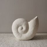 Bernard shell vase