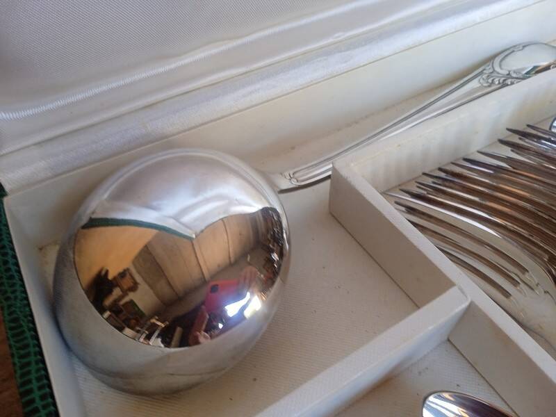 48-piece vintage silver-plated cutlery set