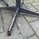 Lot de 4 tabouret industriel de Strafor 1960