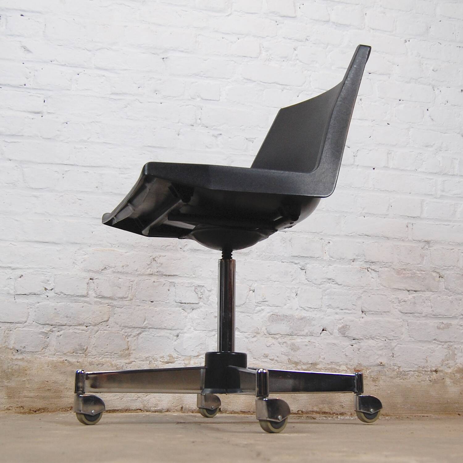 “Golf” office chair by JP Emonds-Alt for Meurop 1970s