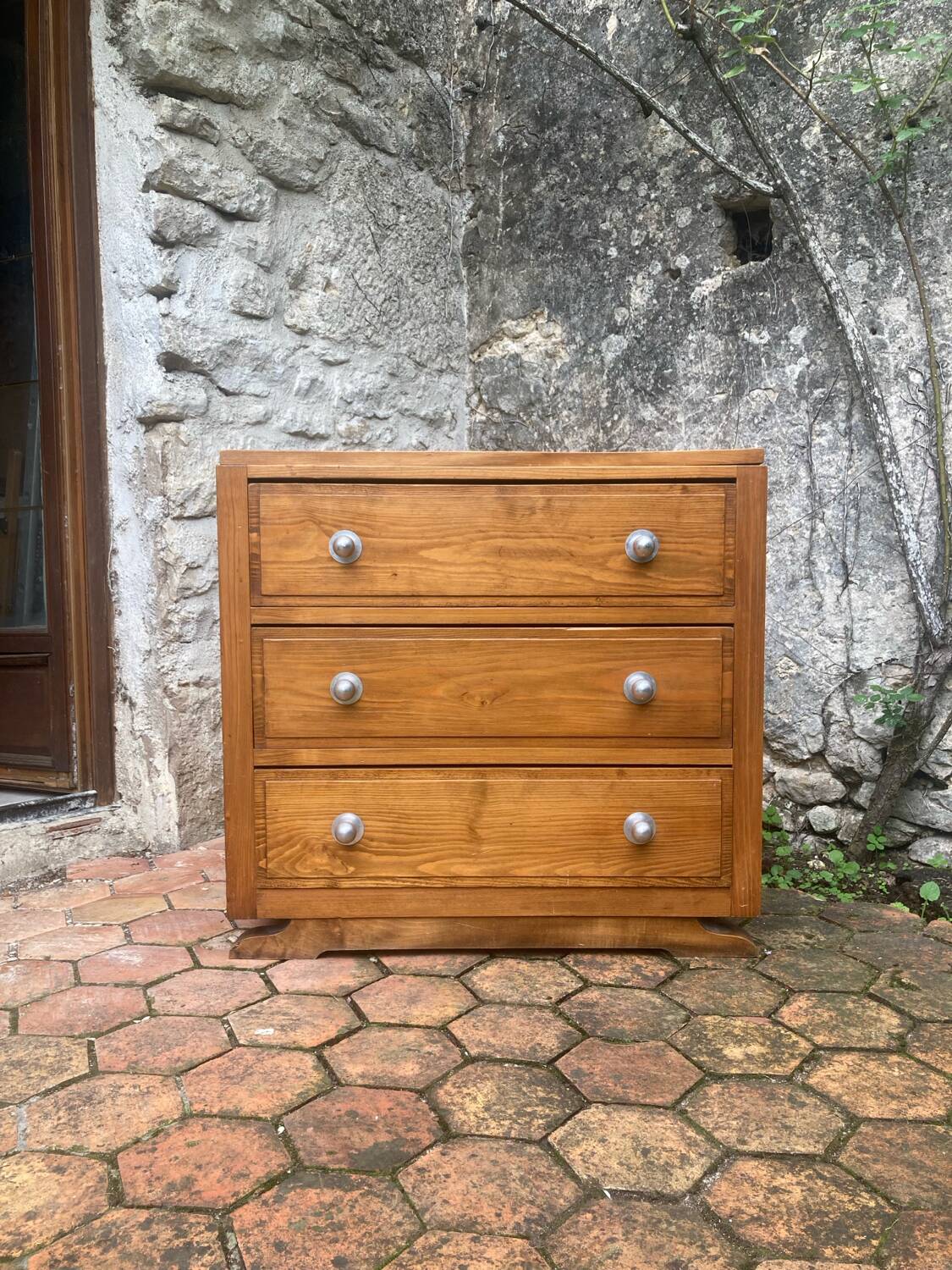 Vintage pine chest of drawers