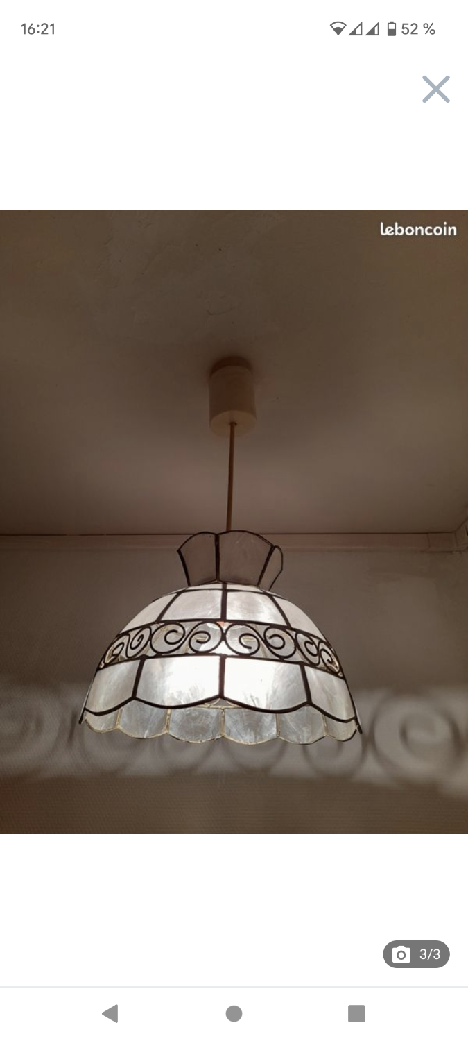 Vintage suspension in mother-of-pearl and brass