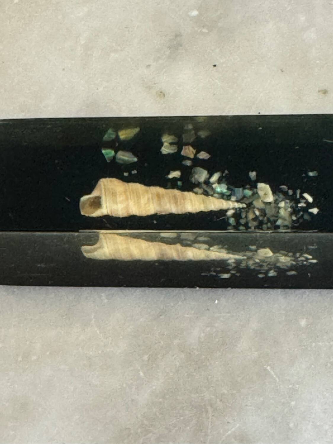 Resin knife holder