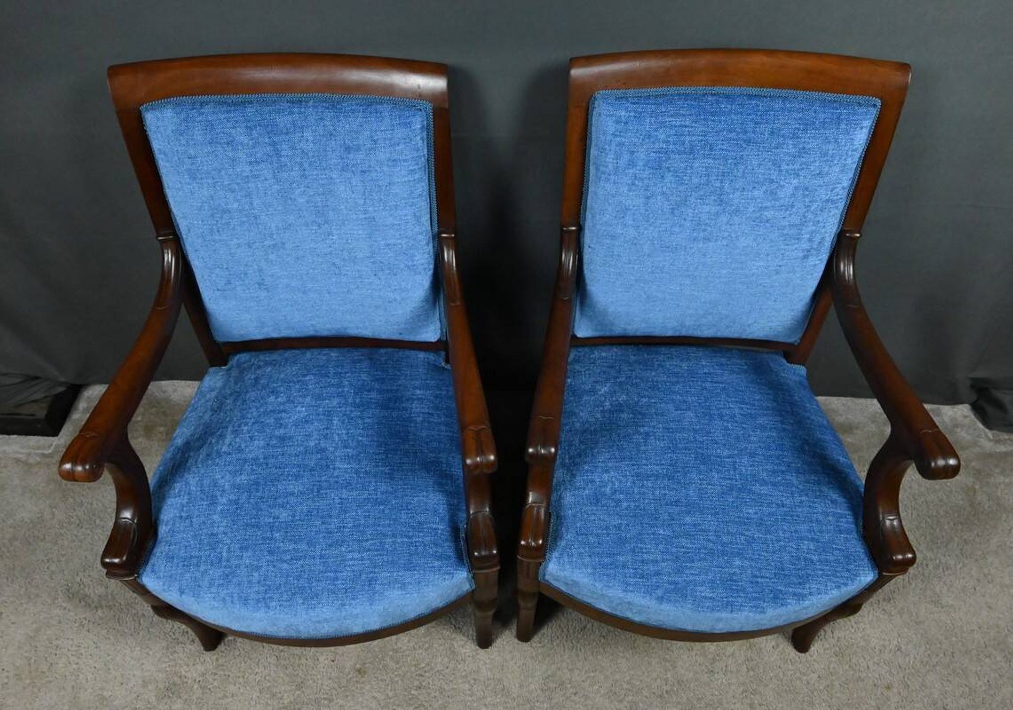 Pair of mahogany armchairs, Restoration period – early 19th century