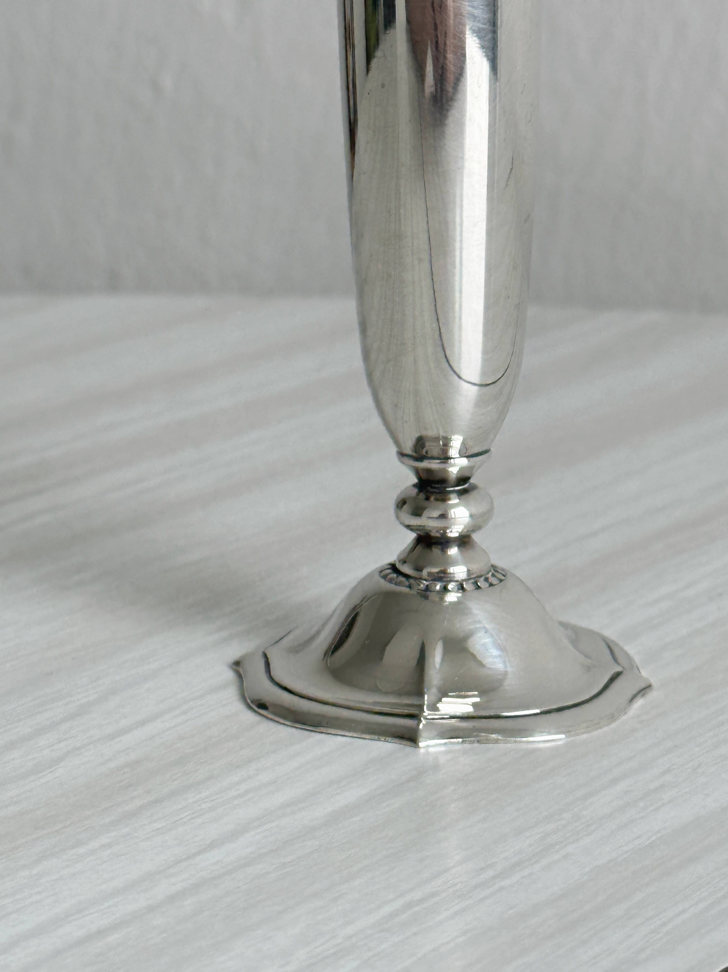 Small metal soliflore