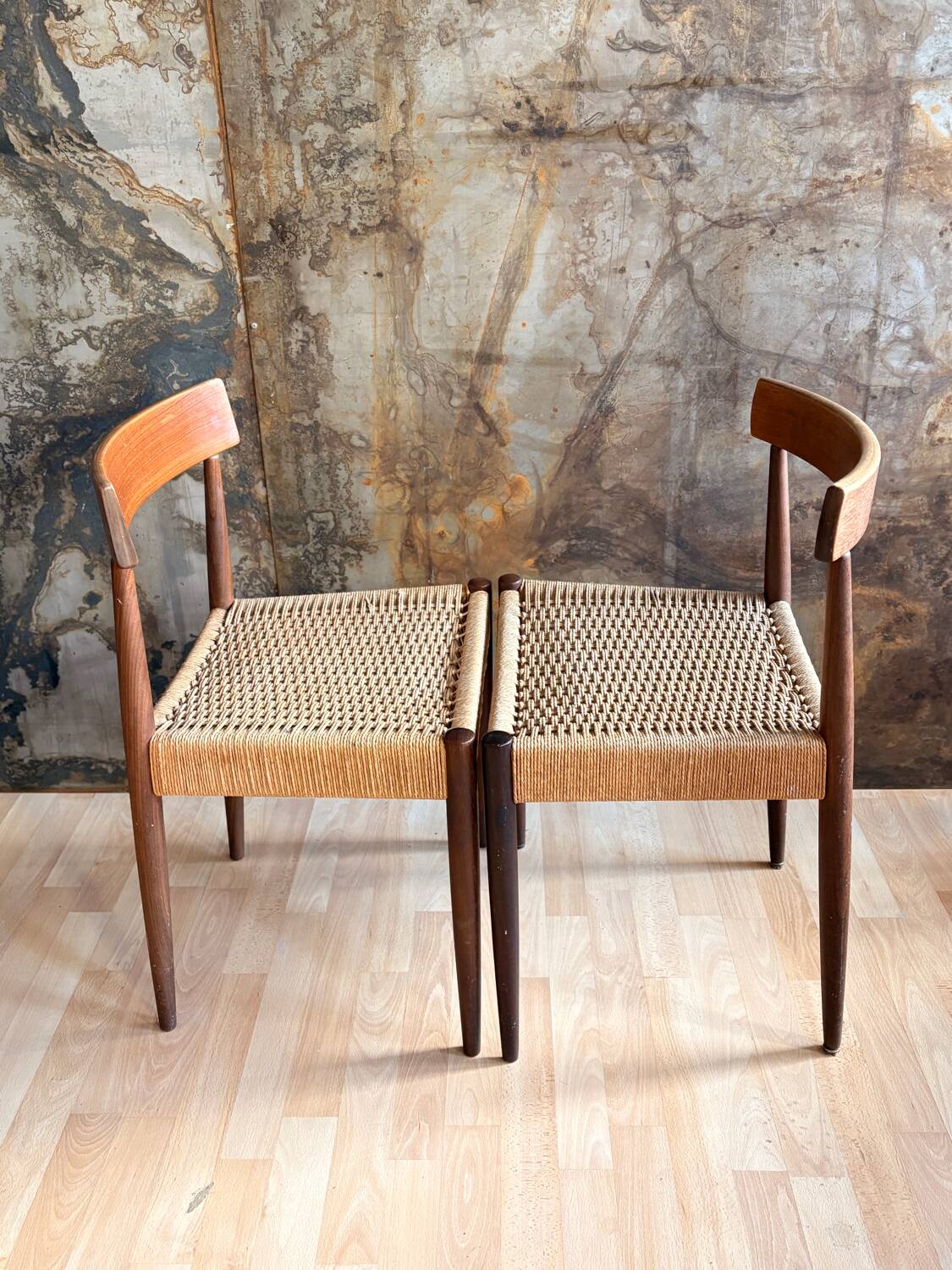 Paire de chaises  MK200 Arne Hovmand-olsen
