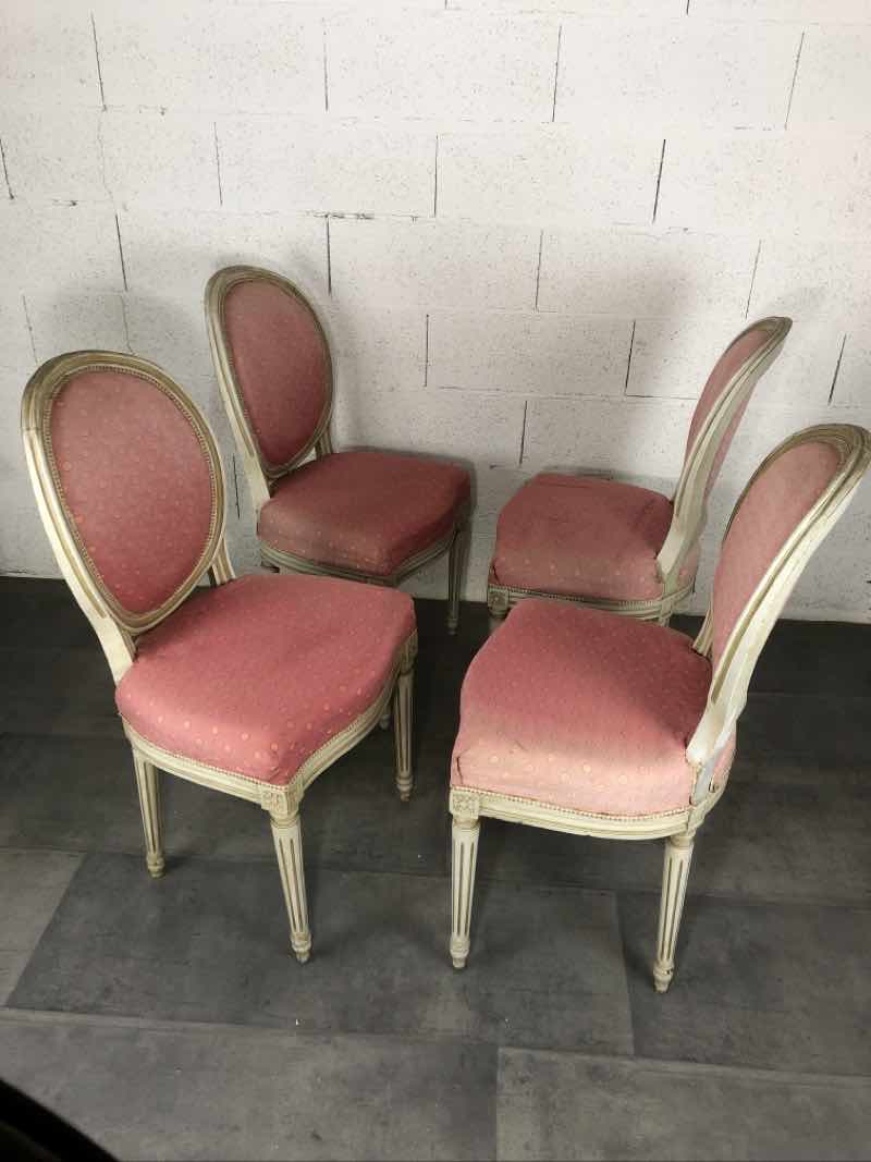 Suite of 4 medallion chairs