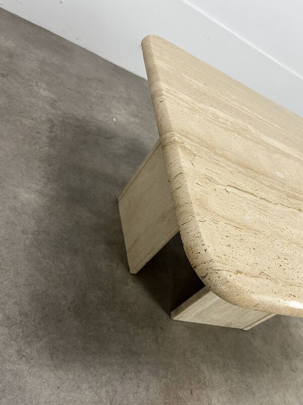 Table basse carrée en travertin