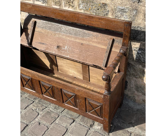 Wooden chest bench