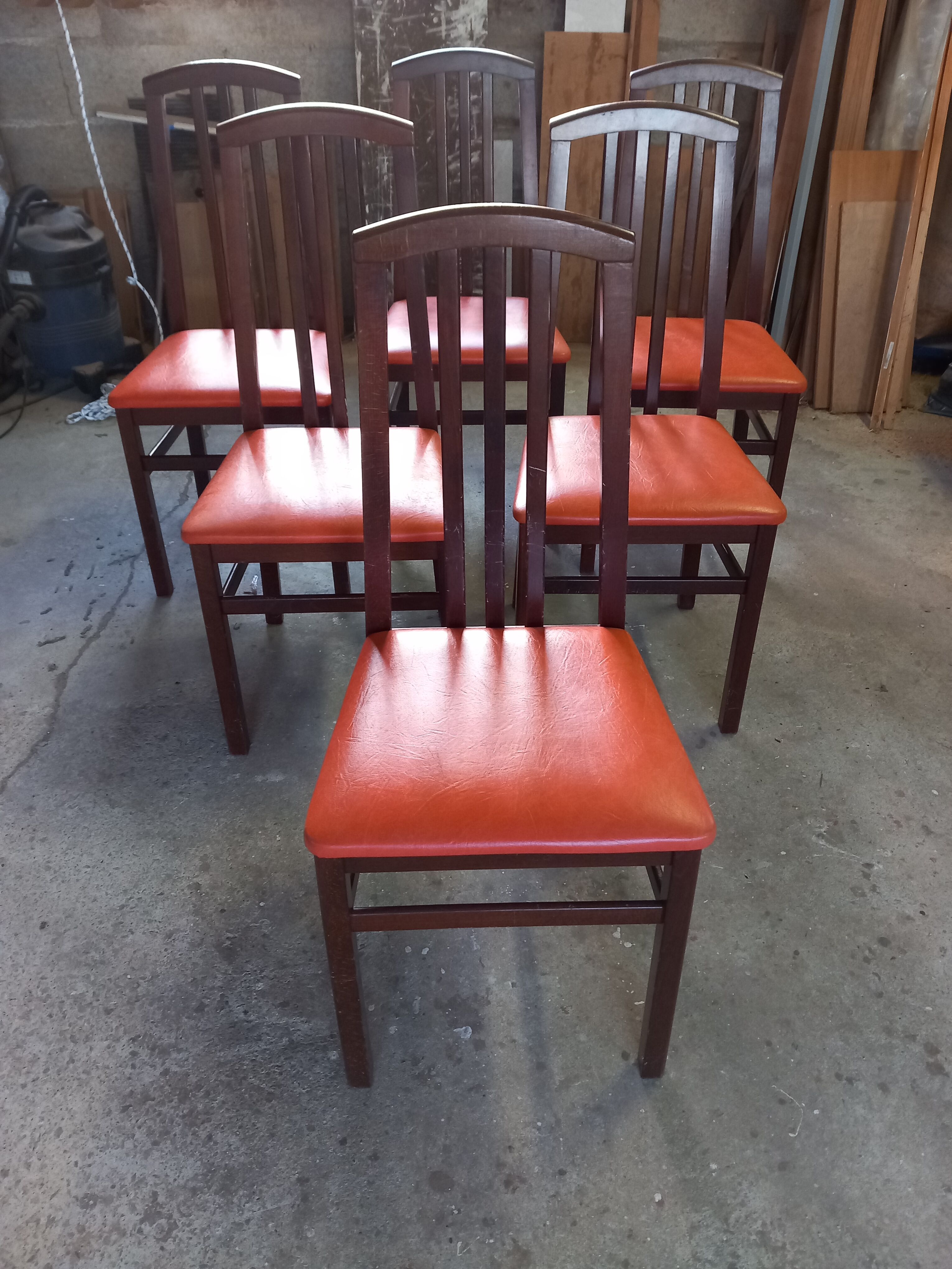Suite 6 vintage chairs