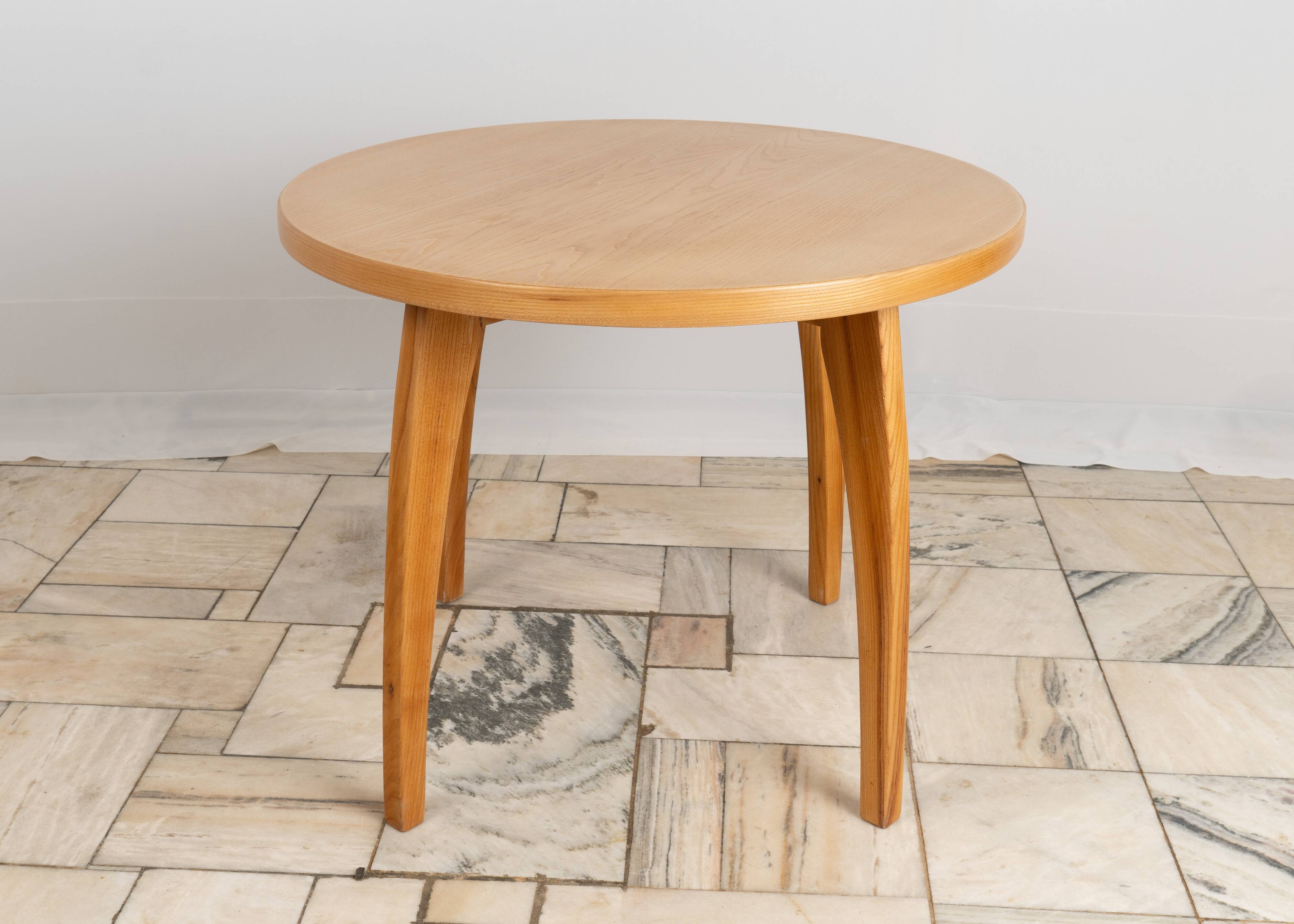 Table basse en chêne entièrement restaurée, années 1950, Tchécoslovaquie