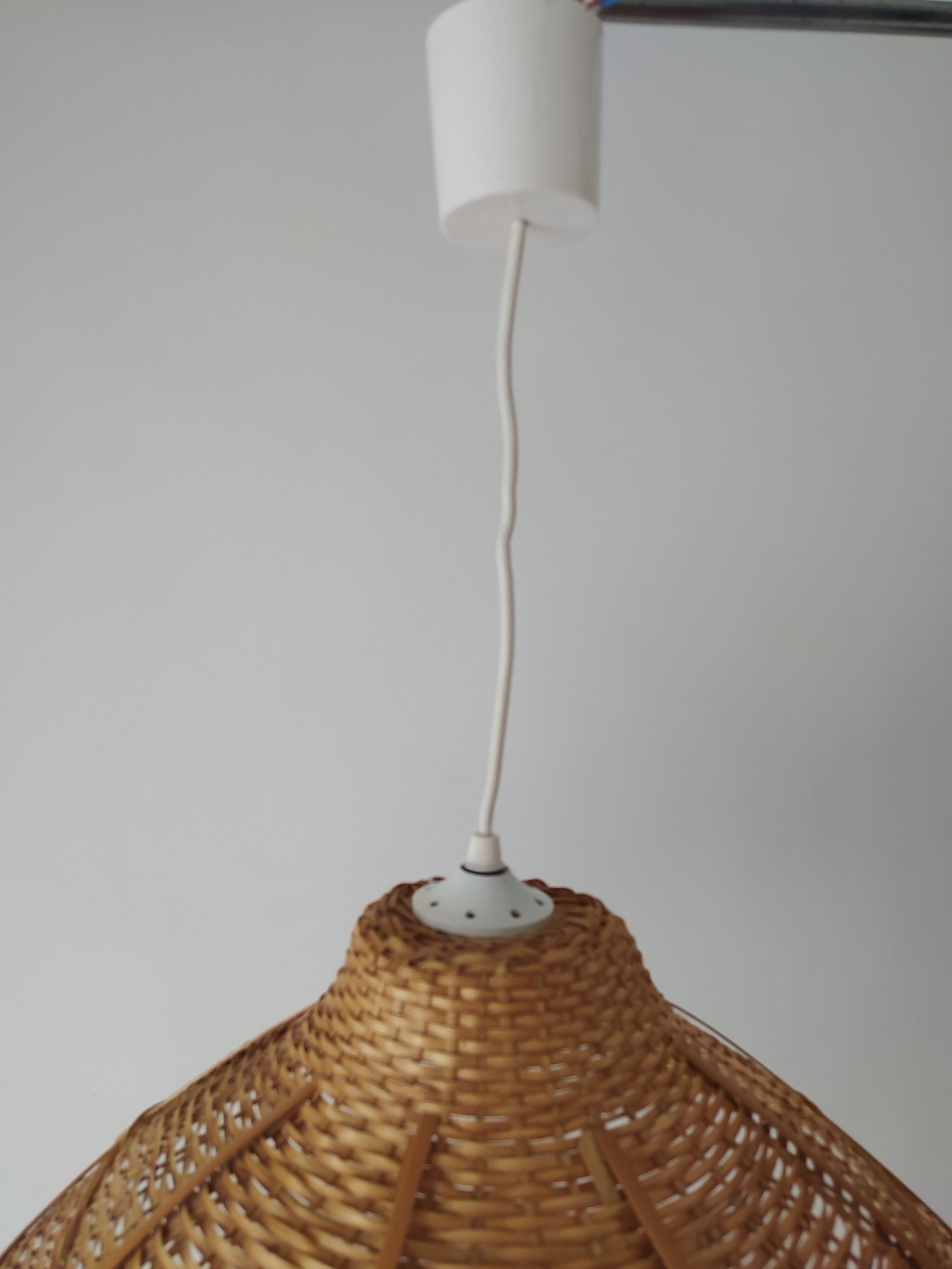 Vintage rattan hanging lamp