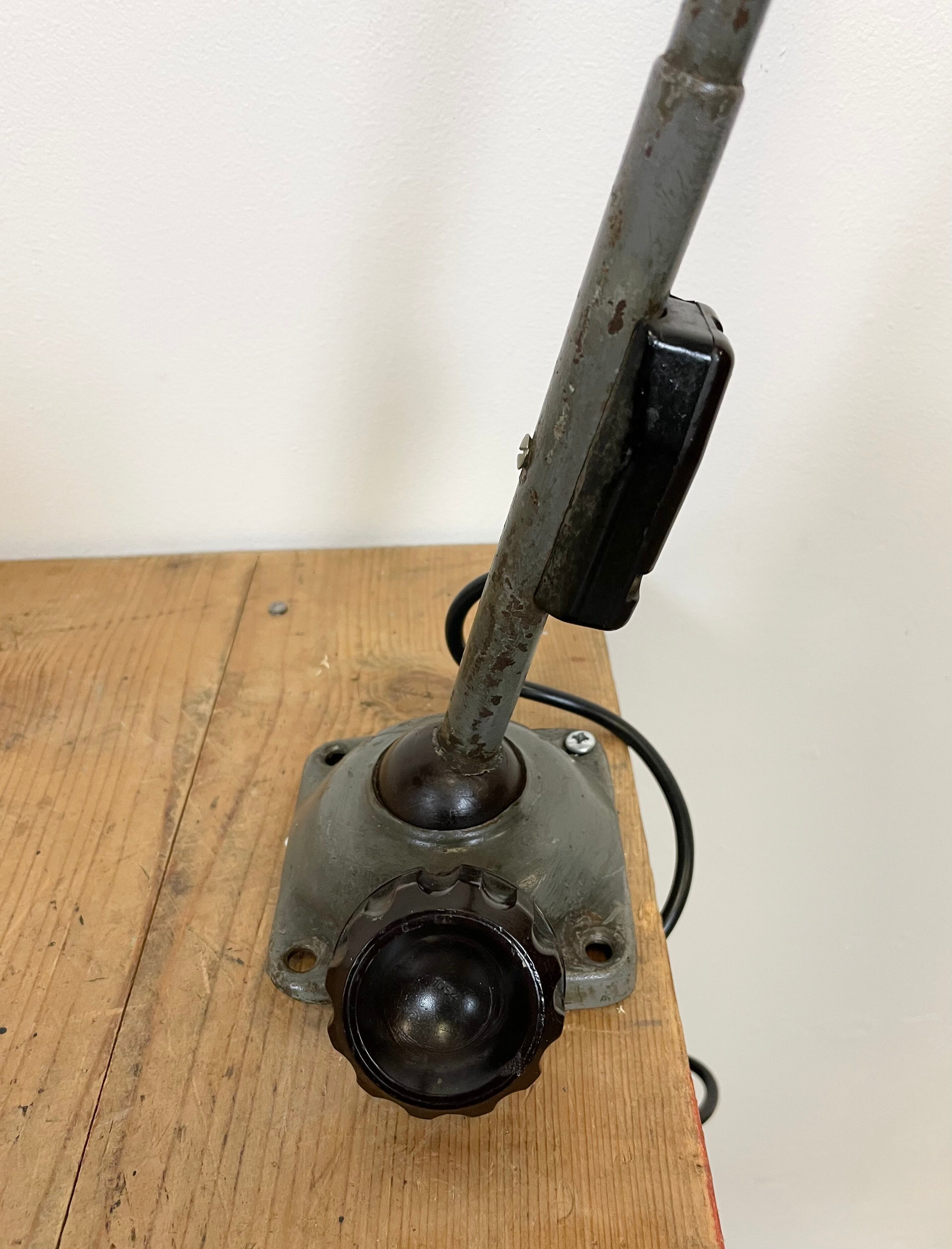 Lampe de table d’atelier industriel années 1960