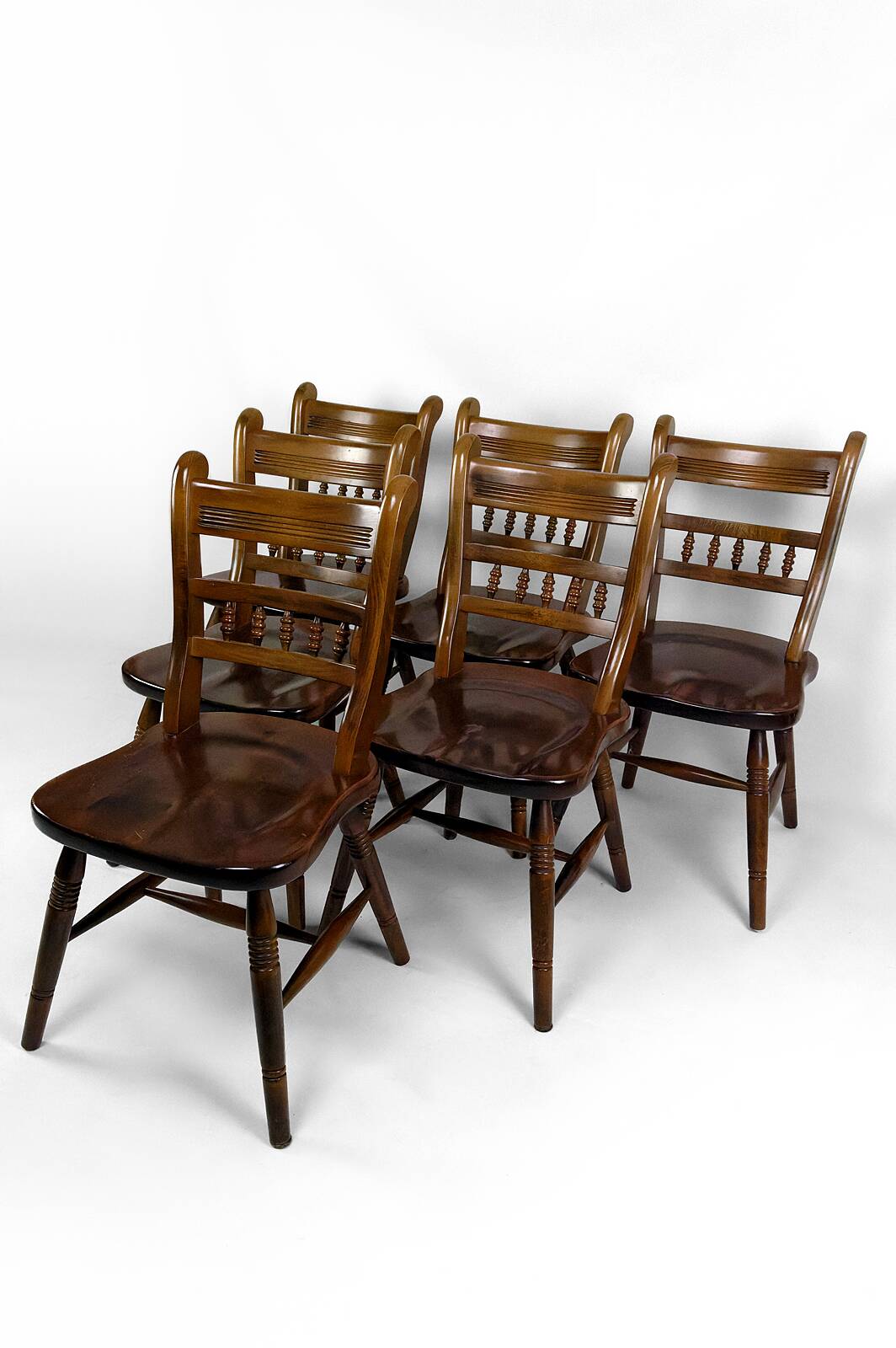 Set of 6 "Windsor" / Western / Cowboy chairs in beech, Circa 1970