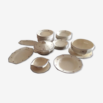 Half porcelain service 52 pieces