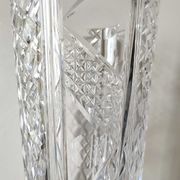 Vintage vase with flared neck in cut crystal - Decorated with geometric patterns / diamond braces