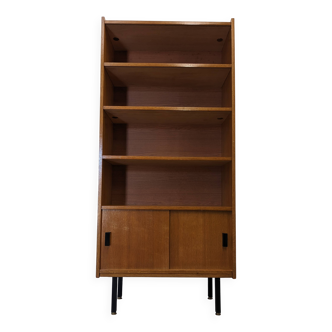 Modernist bookcase in blond oak, 1950s-1960s