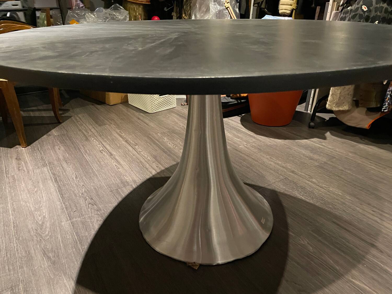 Round black top table with metal legs KARE design