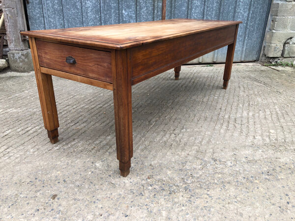 Table de ferme ancienne d’époque reconstruction en cerisier massif