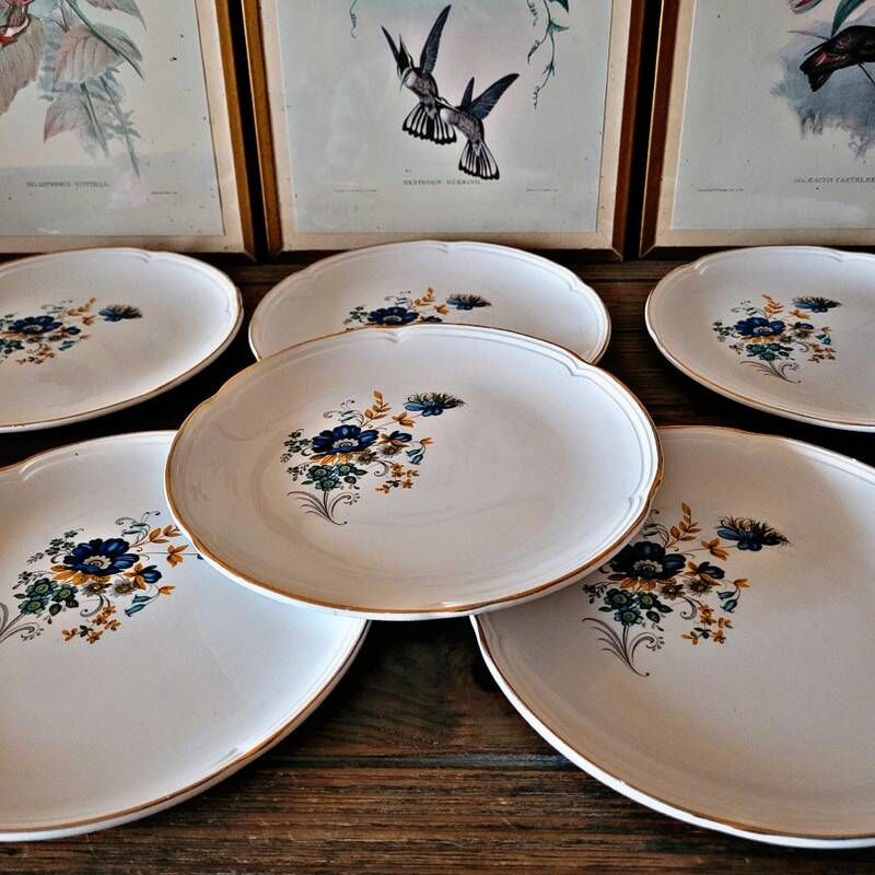 Moulin des Loups Volubilis dessert plates (blue and gold flowers)
