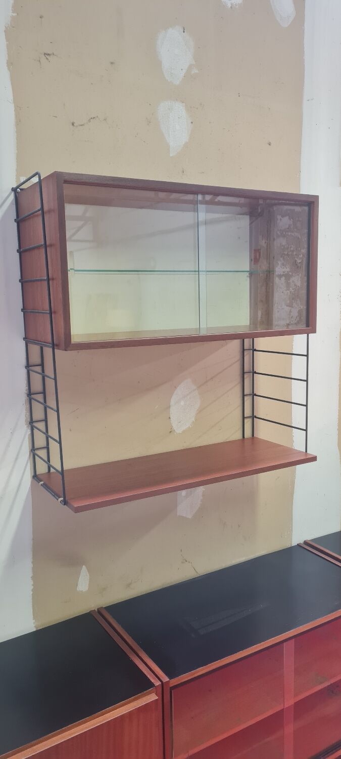 Scandinavian wall string shelf