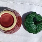 Barbotine strawberry jam pot