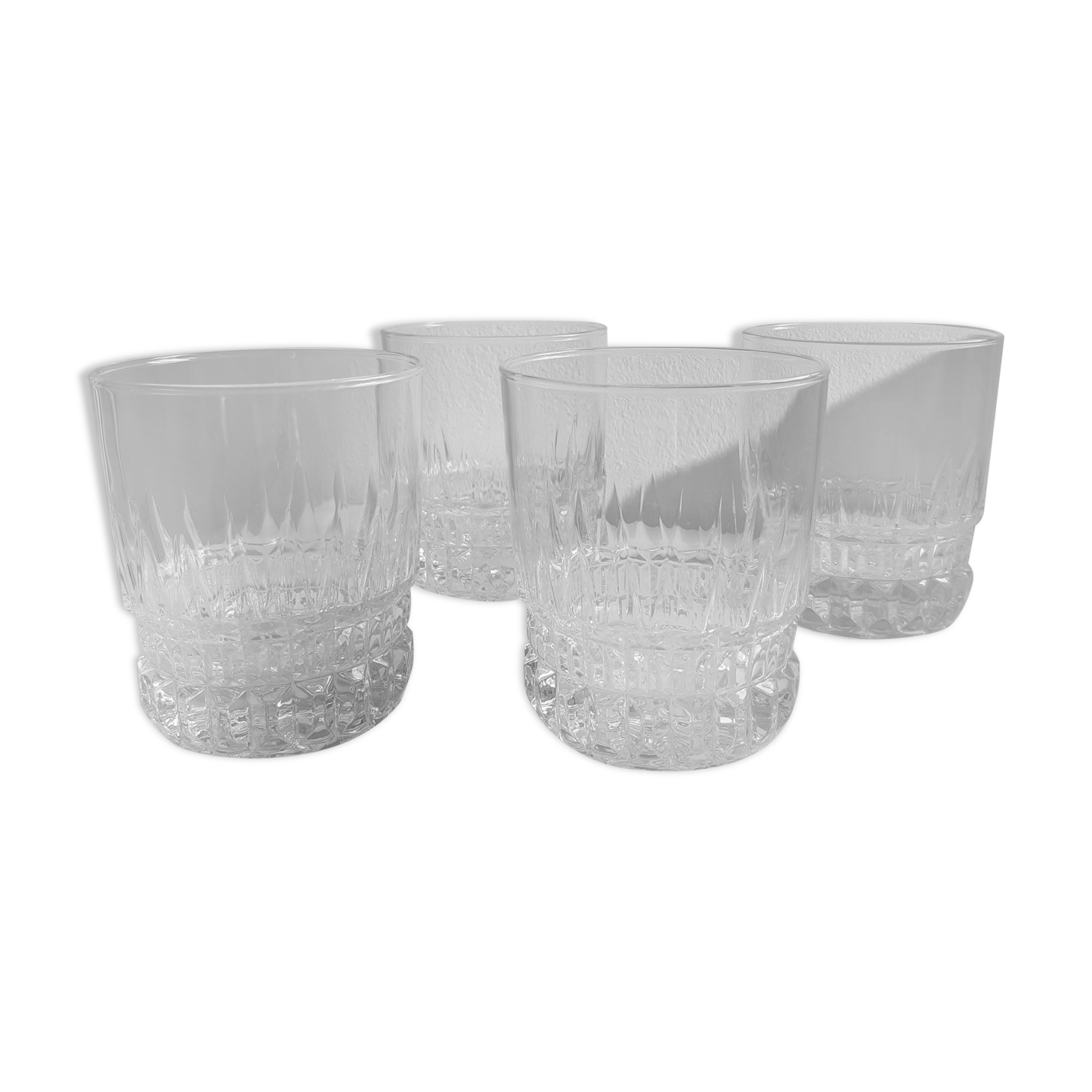Set of 4 vintage glass whiskey glasses