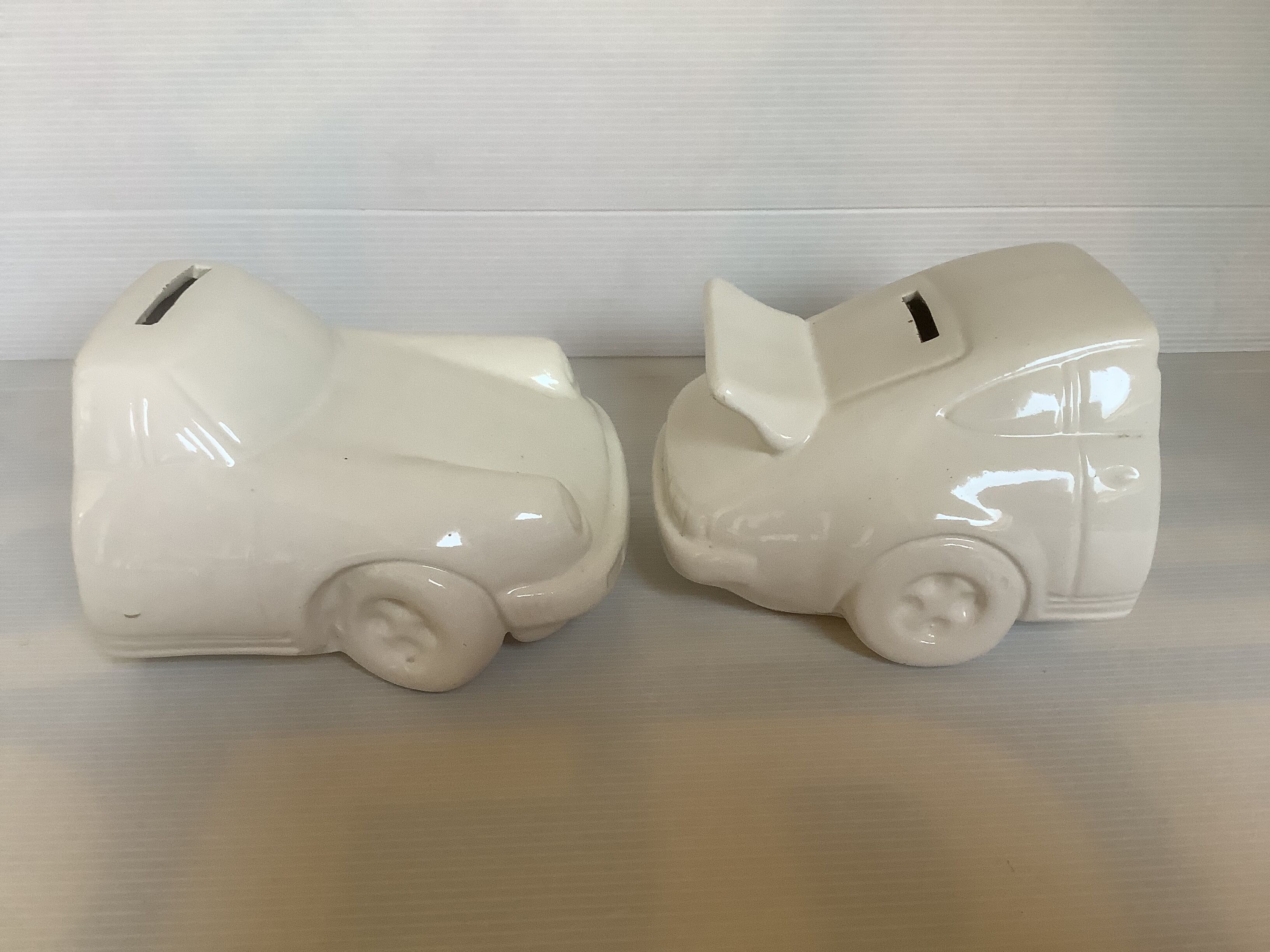 Greenhouse books car Porsche 911 piggy bank