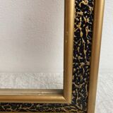 Two-tone wooden frame