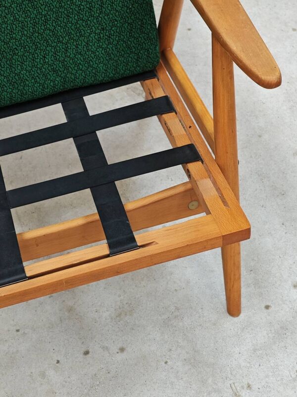 Paire de fauteuils boomerang vert rouge Antonin Suman pour Ton (Thonet) 19