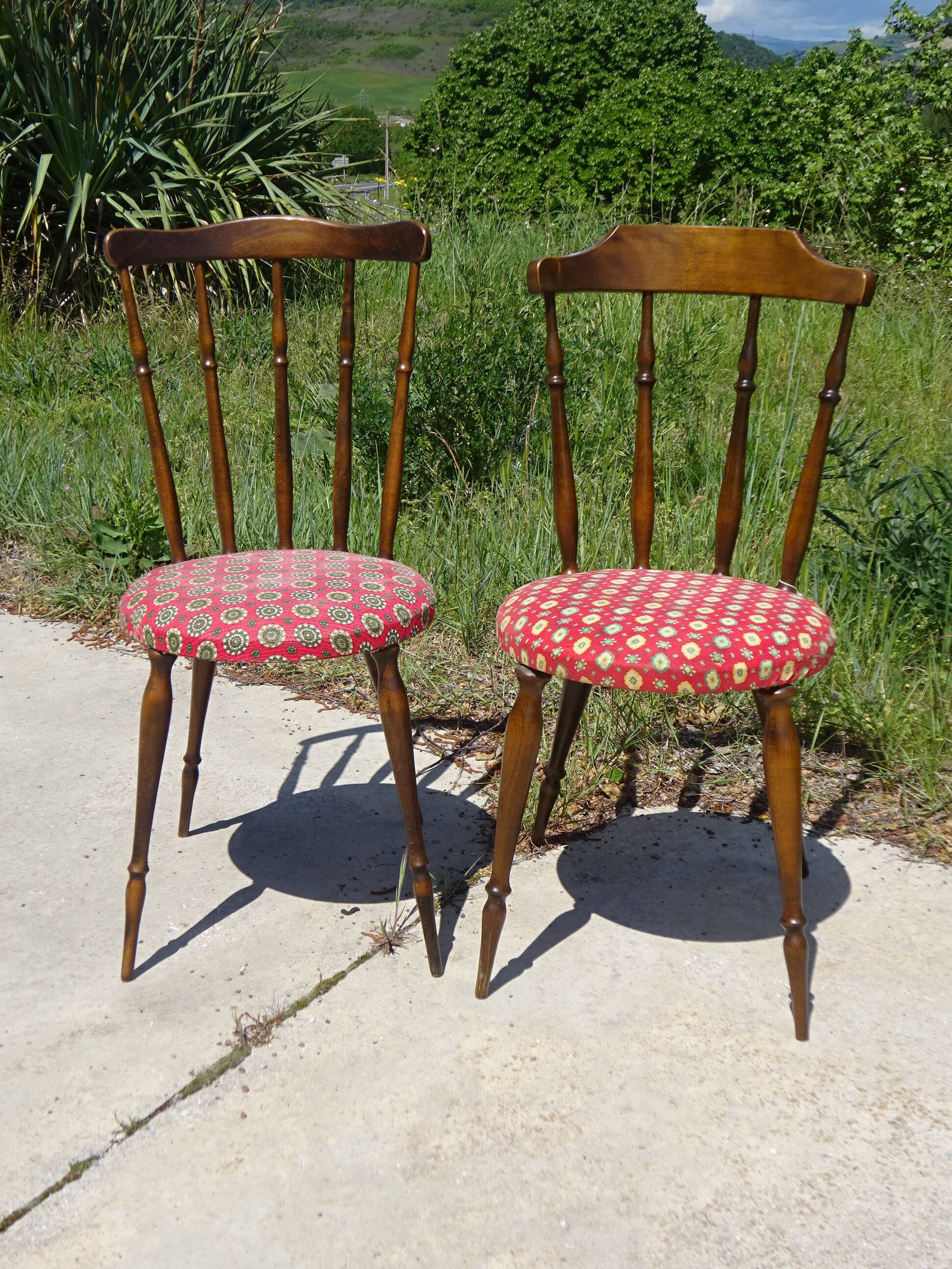 Chairs with splayed legs, vintage models