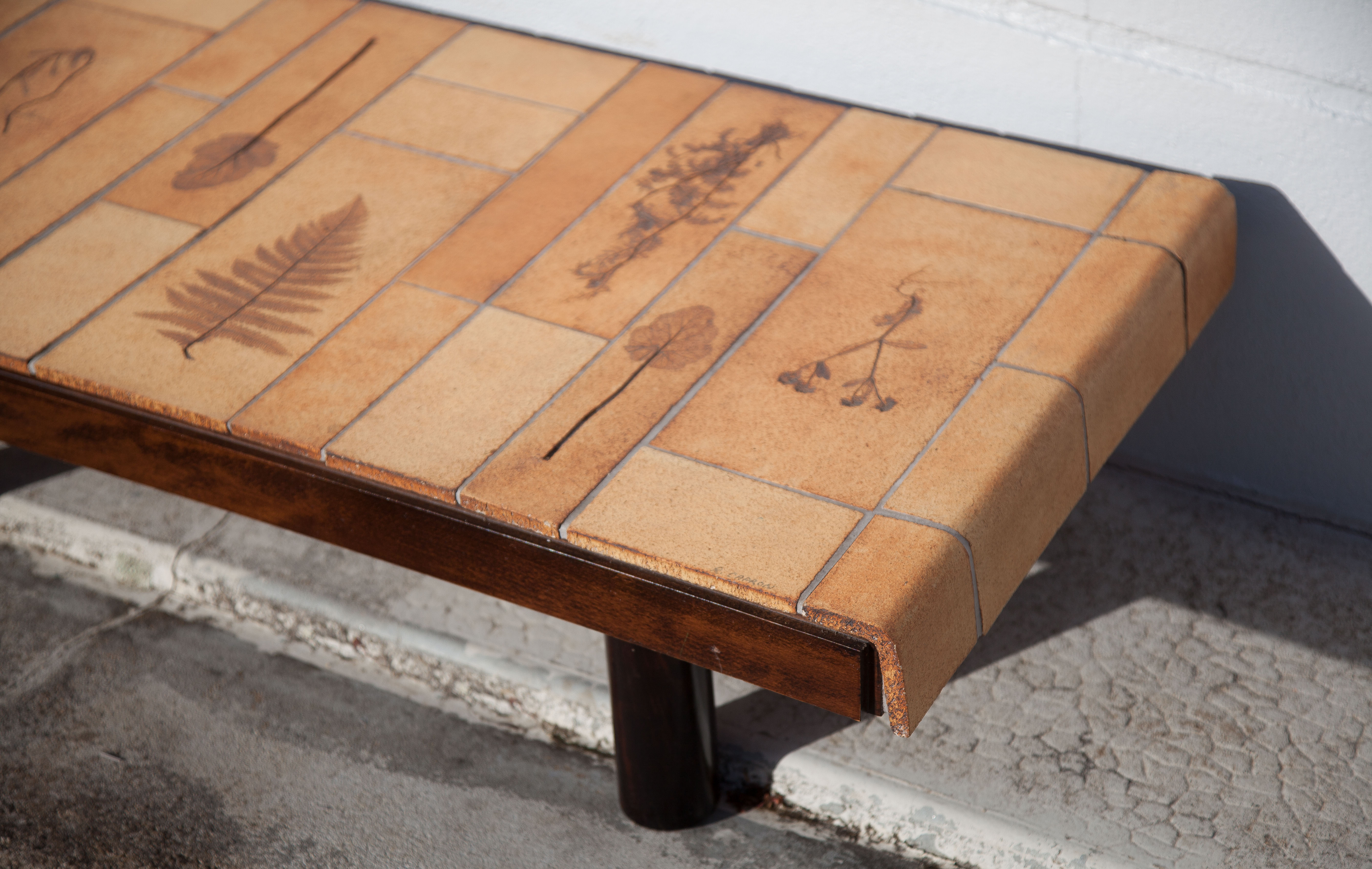 Coffee table roger Capron ceramic and wood herbariums, signed table, 60s