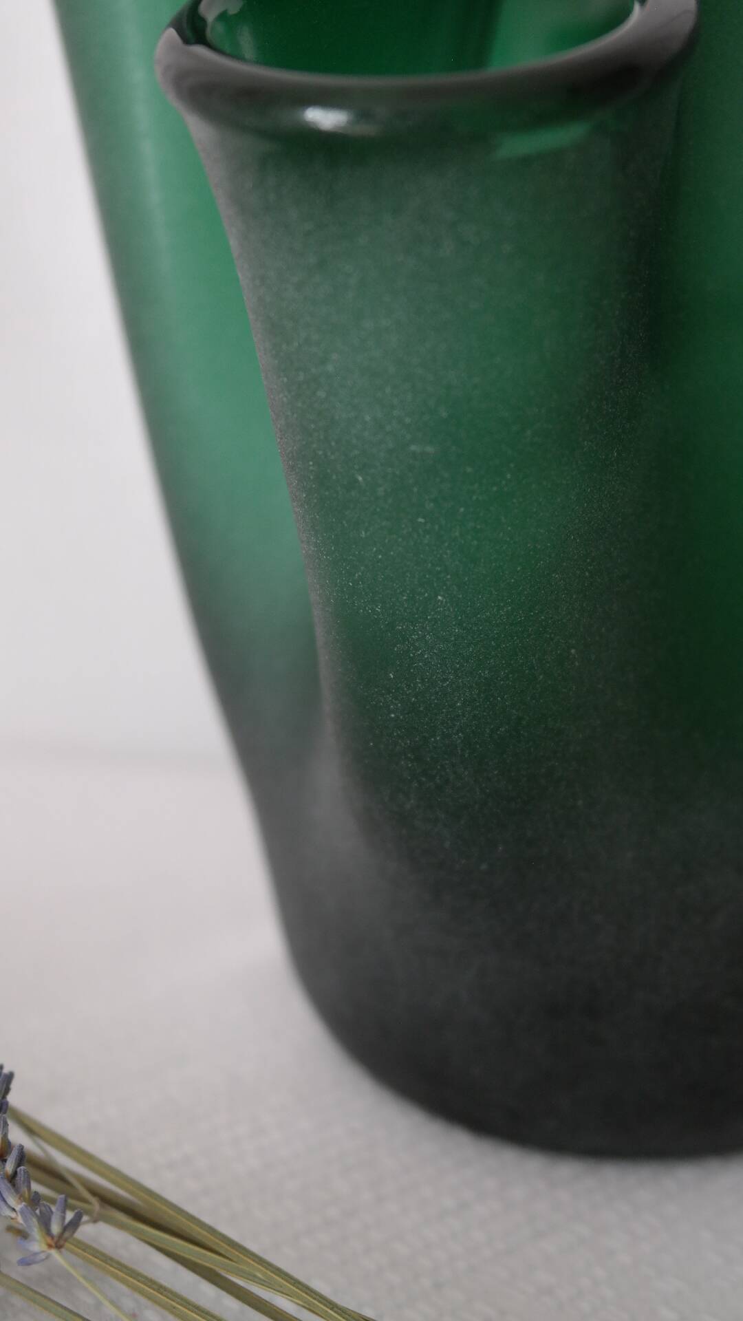 Vintage Italian blown glass handkerchief vase