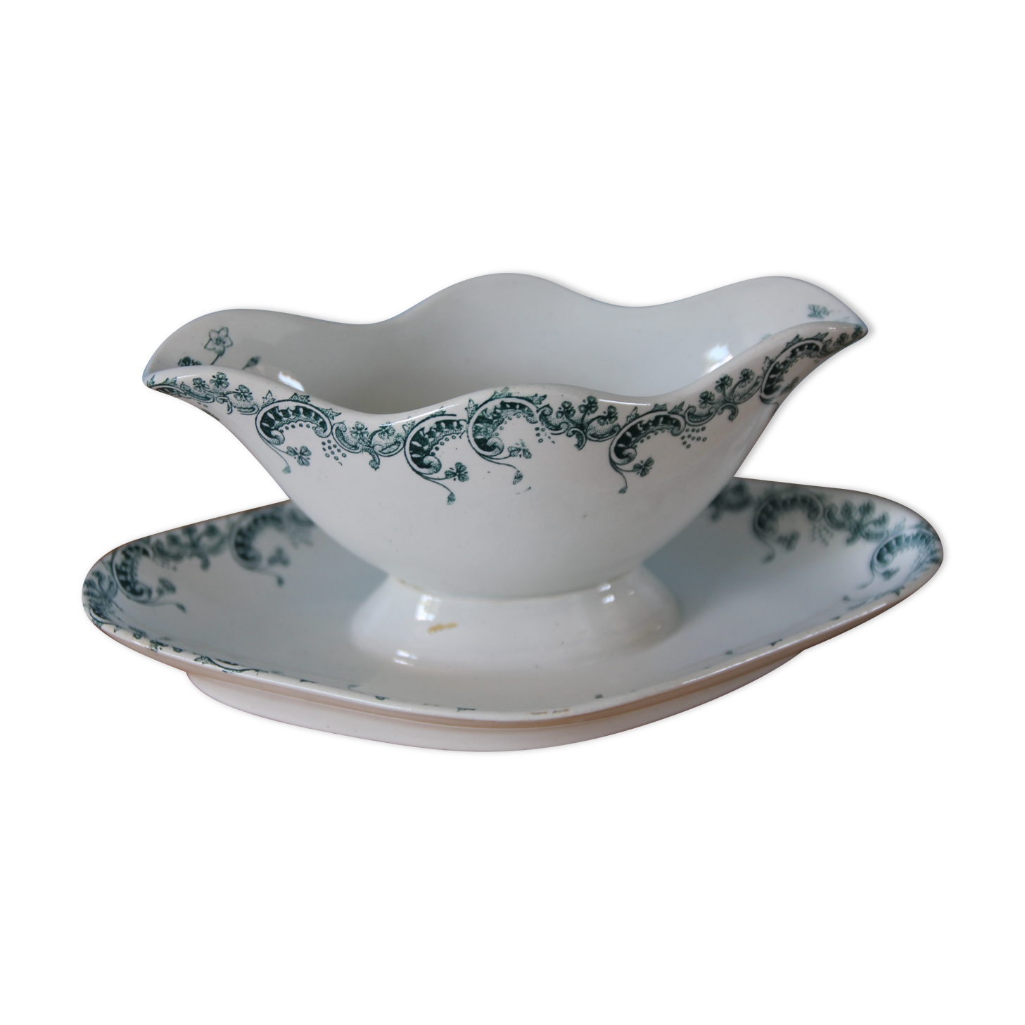 Saucière iron earth Byzantine model of Saint Amand and Hamage