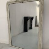 Miroir de style Louis XV en bois et stuc patiné XIX siècle