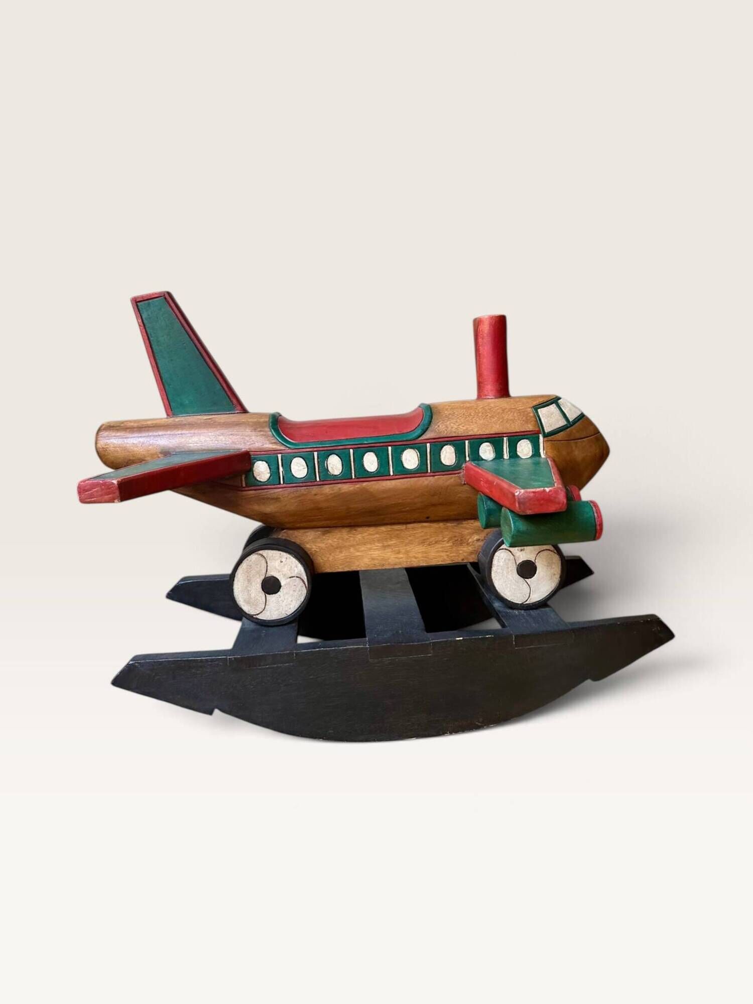 Avion à bascule en bois