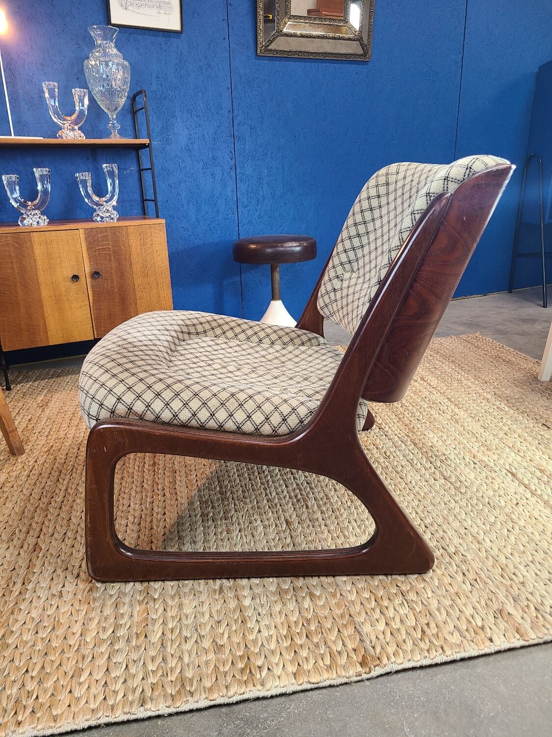 Armchair baumann sled