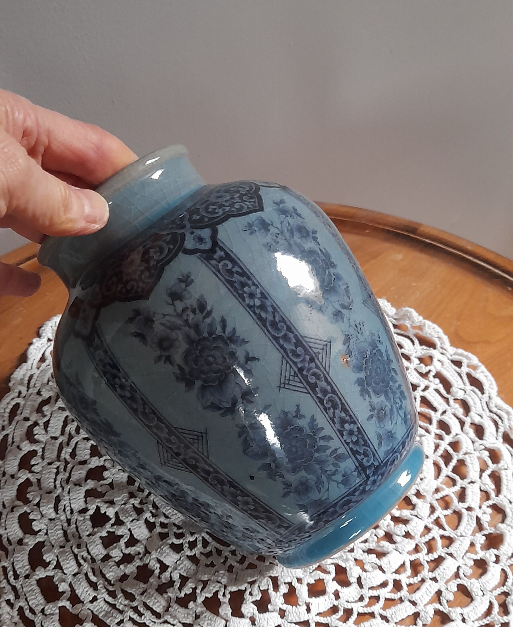 Decorative vase in blue glazed ceramic with floral decoration and arabesques, circa 1930