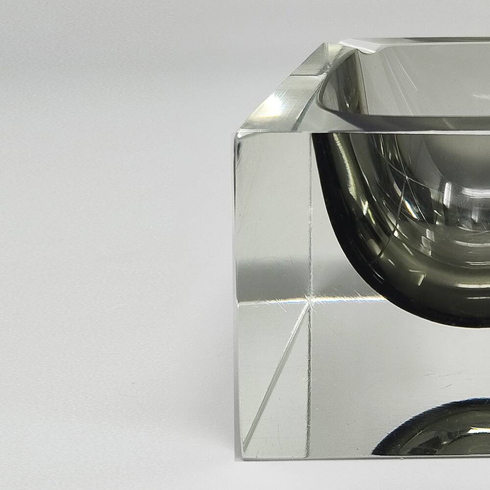 1960s Stunning grey ashtray or catchall by Flavio Poli for Seguso. Made in Italy
