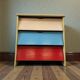 Armoire à chaussures, meuble à abattants vintage en bois de couleur