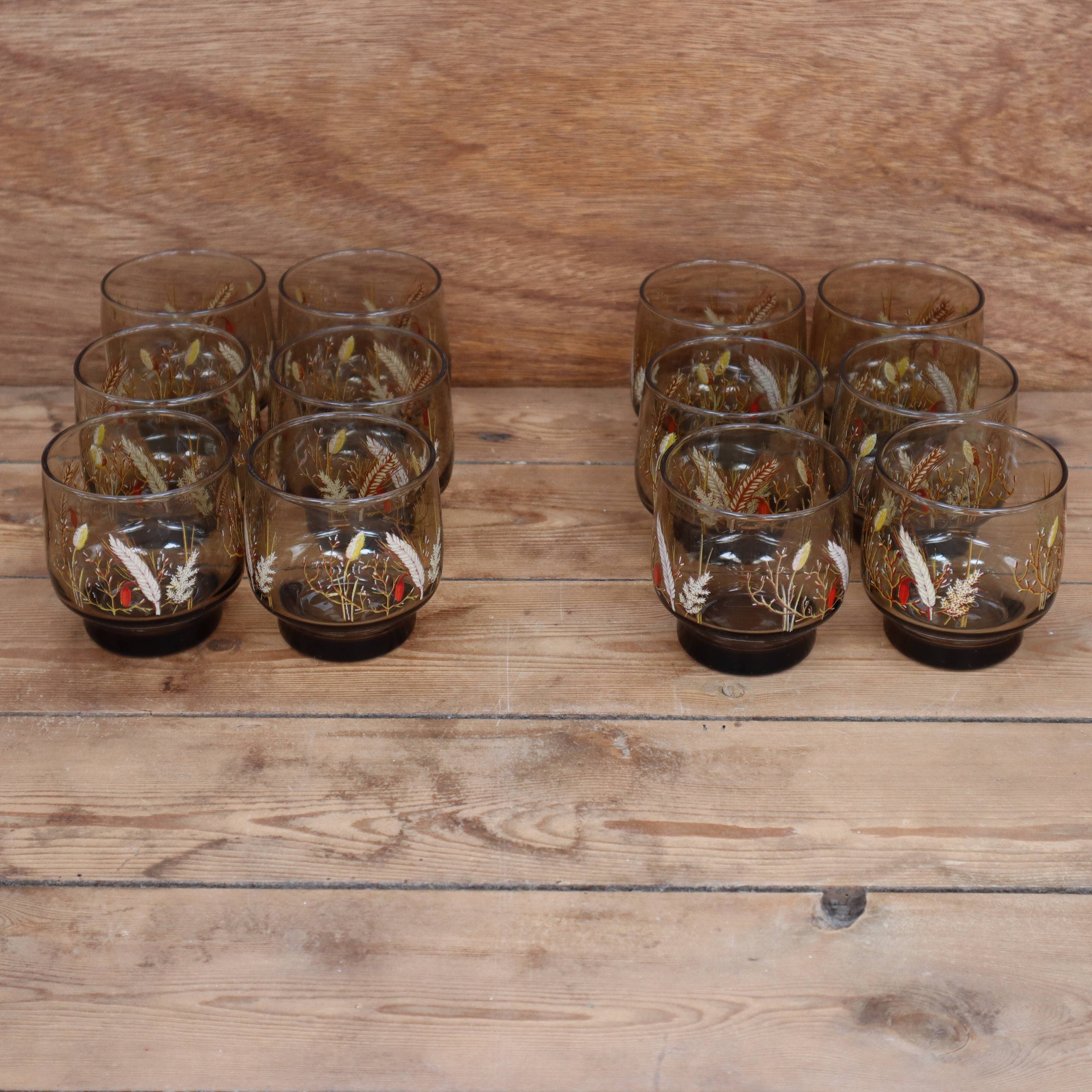 Set of 6 smoked glasses with Arcoroc ear of wheat decoration